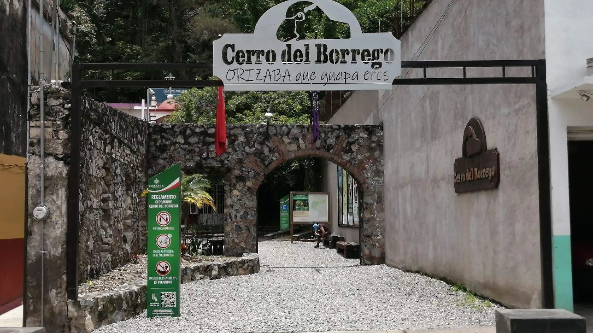 Cerro del Borrego 5 - Guadalupe Castillo